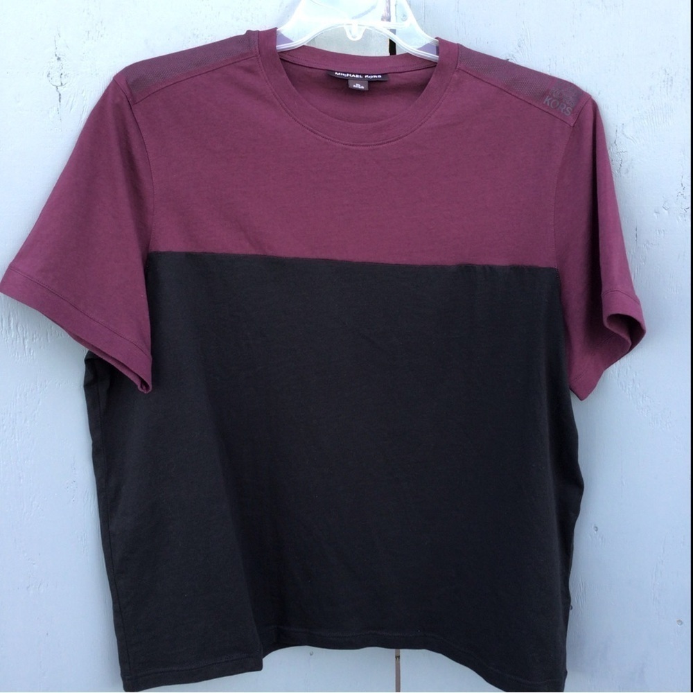 Michael Kors Men's Burgundy/Black Short Sleeve Slit Neck T-Shirt Size Medium